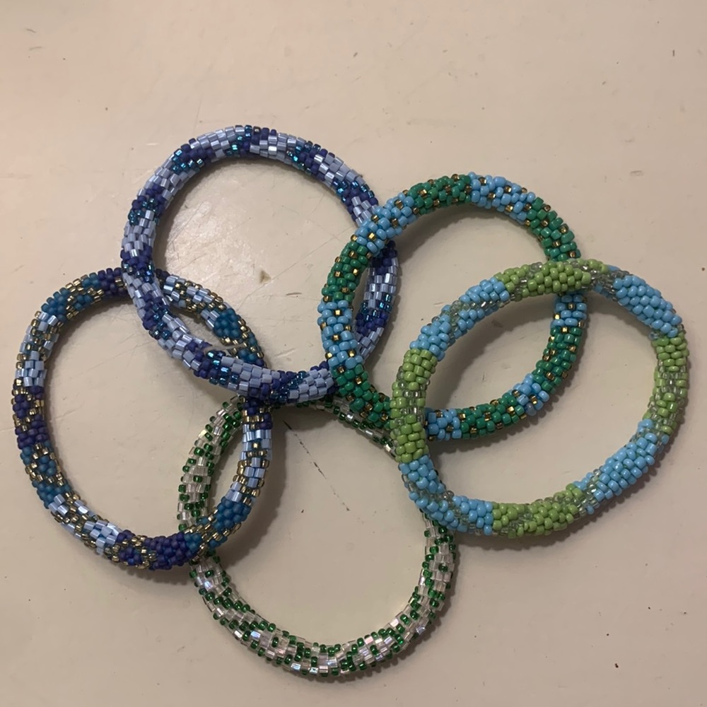 Set of 5 blue / green bracelets